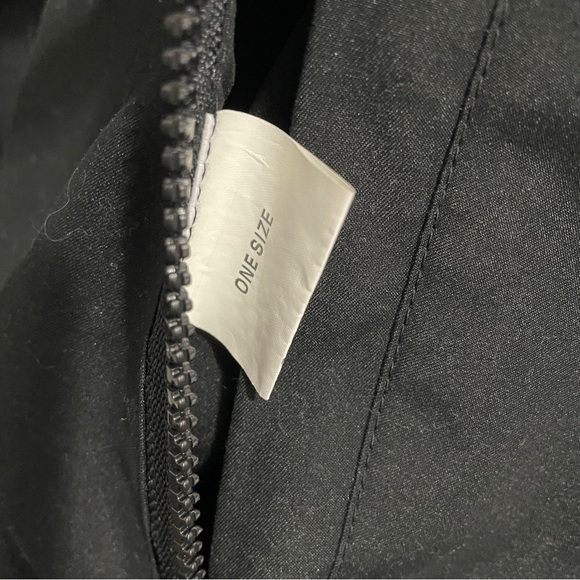 Guinness Official Merchandise 1/4 Zip Jacket Black Blue Reversible L/XL Rare - Picture 3 of 14